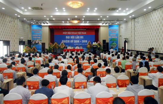 Đại hội Hiệp hội Titan Việt Nam lần thứ VII: Đẩy mạnh tái cơ cấu để ...